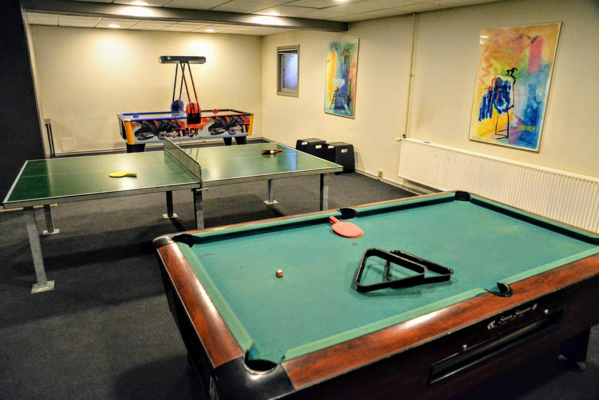 Stoberiet Hostel Svendborg Exterior photo Games room